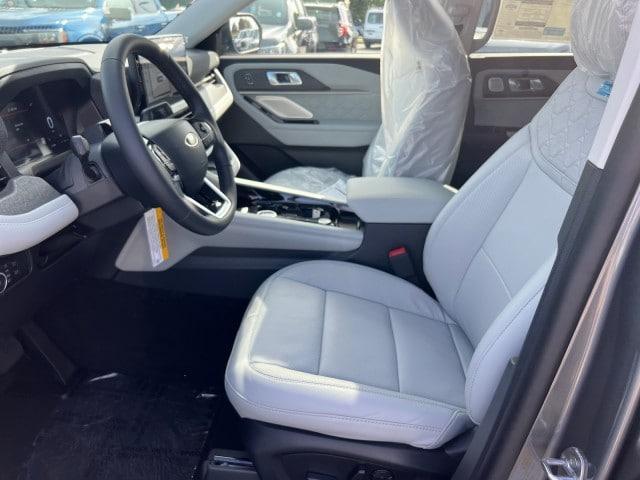 new 2025 Ford Explorer car, priced at $58,300
