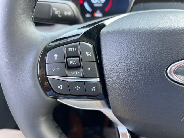 new 2025 Ford Explorer car, priced at $58,300