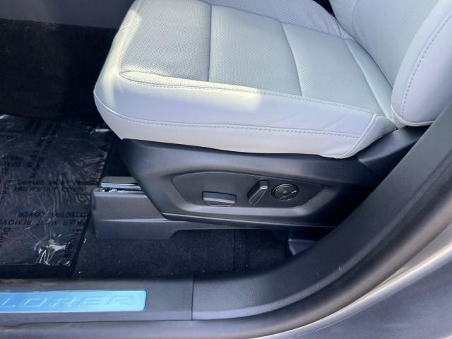 new 2025 Ford Explorer car, priced at $58,300
