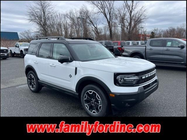 new 2025 Ford Bronco Sport car, priced at $40,040