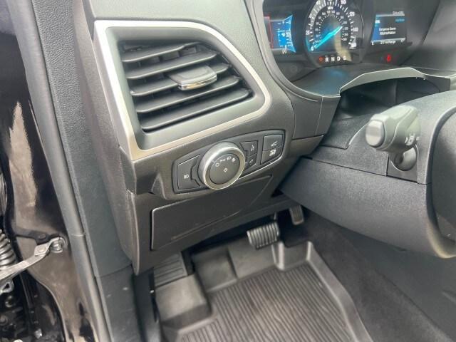 used 2022 Ford Edge car, priced at $29,995
