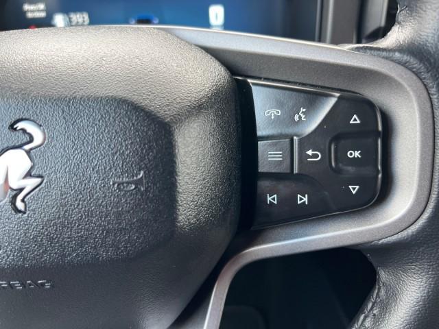 used 2025 Ford Bronco car, priced at $40,690