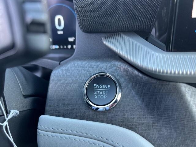 new 2025 Ford Explorer car, priced at $58,895