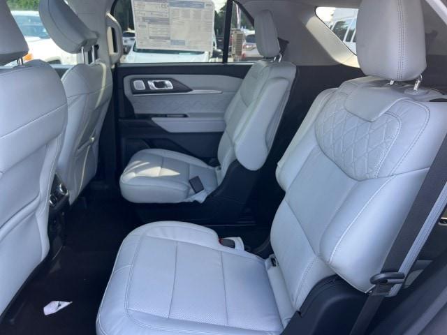 new 2025 Ford Explorer car, priced at $58,895