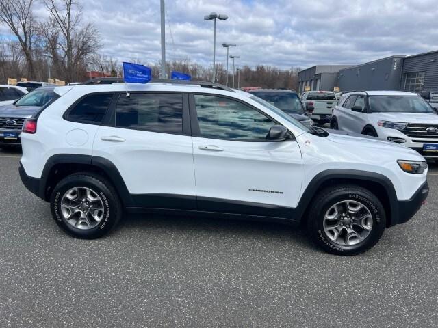 used 2019 Jeep Cherokee car, priced at $20,652