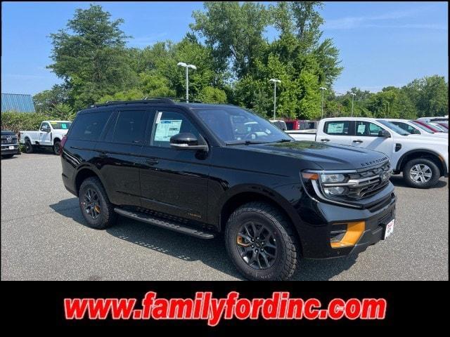 new 2025 Ford Expedition car, priced at $84,125