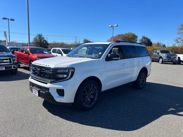 new 2025 Ford Expedition car, priced at $86,650