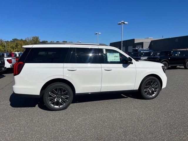 new 2025 Ford Expedition car, priced at $86,650
