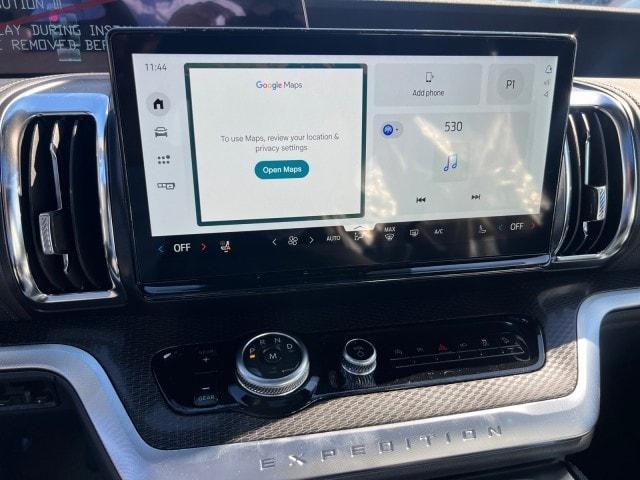 new 2025 Ford Expedition car, priced at $86,650