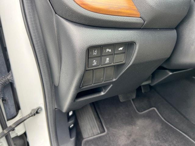 used 2020 Honda CR-V Hybrid car, priced at $32,995