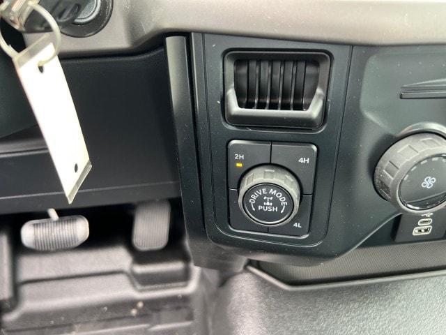new 2025 Ford F-150 car, priced at $41,944