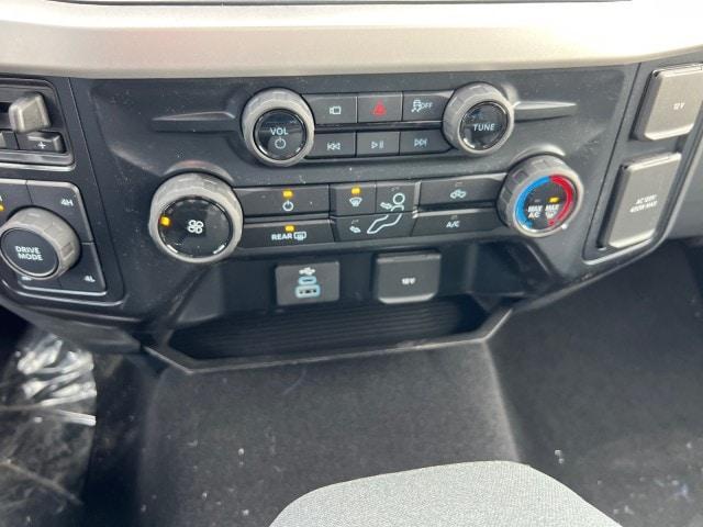 new 2025 Ford F-350 car, priced at $62,315