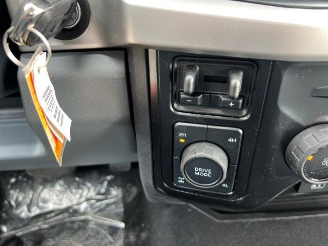 new 2025 Ford F-350 car, priced at $62,315