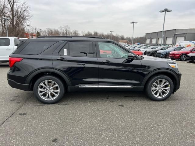 new 2024 Ford Explorer car, priced at $51,590