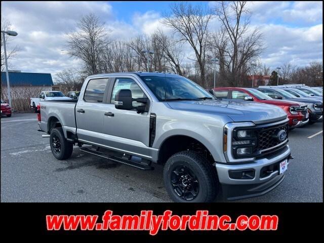 new 2024 Ford F-350 car, priced at $65,190