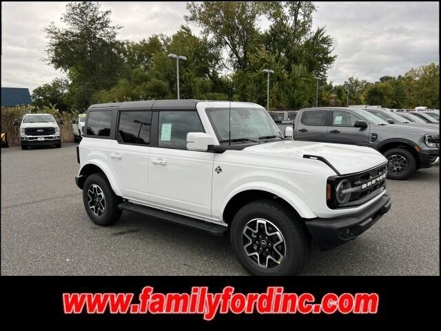 new 2024 Ford Bronco car, priced at $56,735