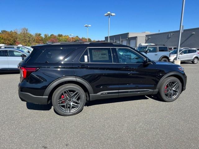 new 2025 Ford Explorer car, priced at $62,165