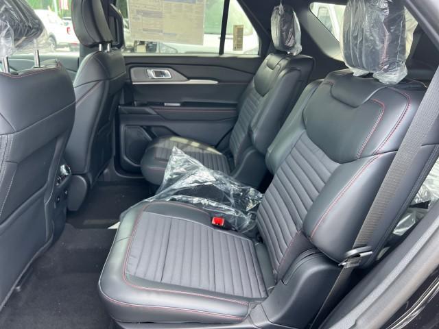 new 2025 Ford Explorer car, priced at $52,440