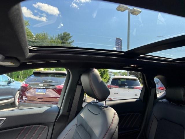 used 2024 Ford Edge car, priced at $38,995