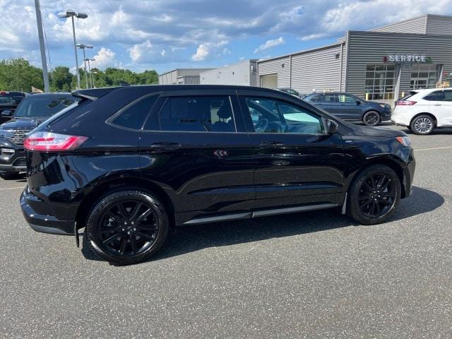used 2024 Ford Edge car, priced at $38,995