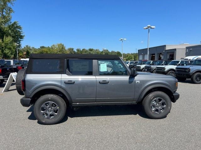 new 2024 Ford Bronco car, priced at $45,610