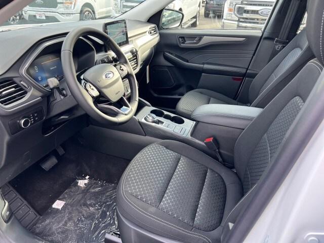 new 2025 Ford Escape car, priced at $30,388