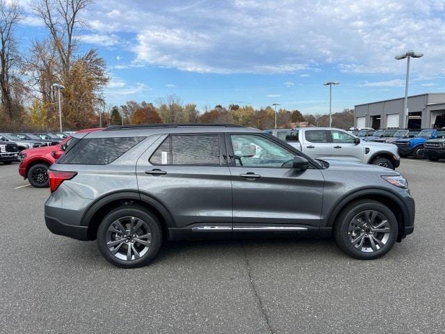 new 2025 Ford Explorer car, priced at $50,040