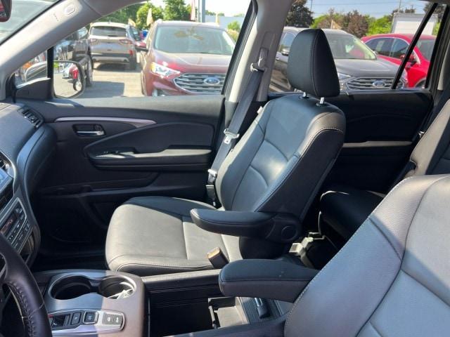 used 2021 Honda Pilot car, priced at $31,995