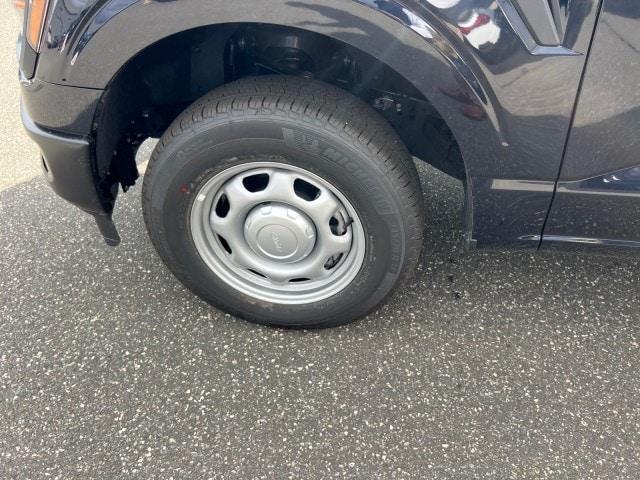 new 2025 Ford F-150 car, priced at $39,985