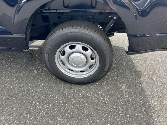 new 2025 Ford F-150 car, priced at $39,985