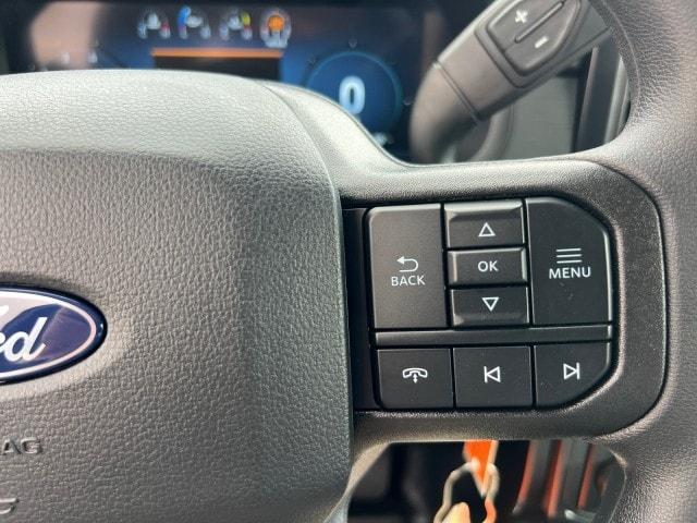 new 2025 Ford F-150 car, priced at $39,985