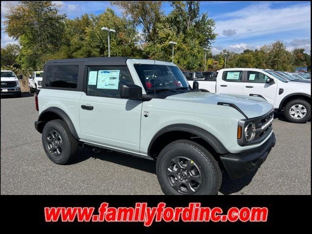 new 2024 Ford Bronco car, priced at $44,960