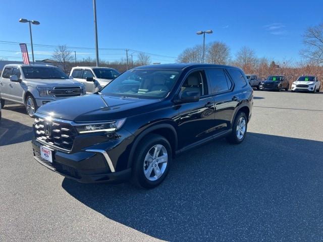 used 2023 Honda Pilot car, priced at $31,995