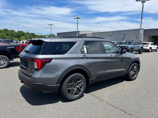 new 2025 Ford Explorer car, priced at $49,270