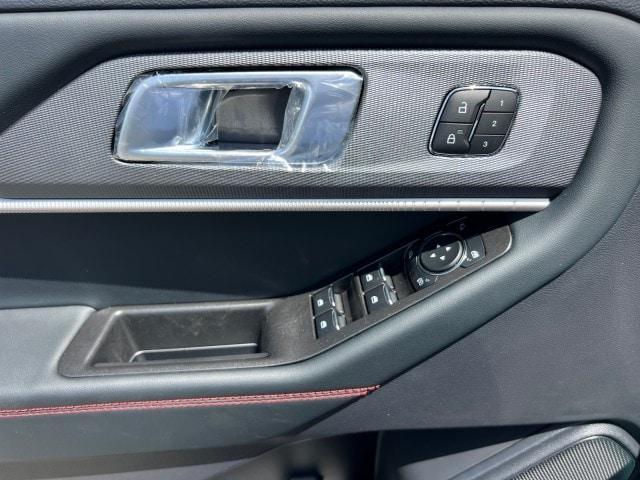 new 2025 Ford Explorer car, priced at $49,270