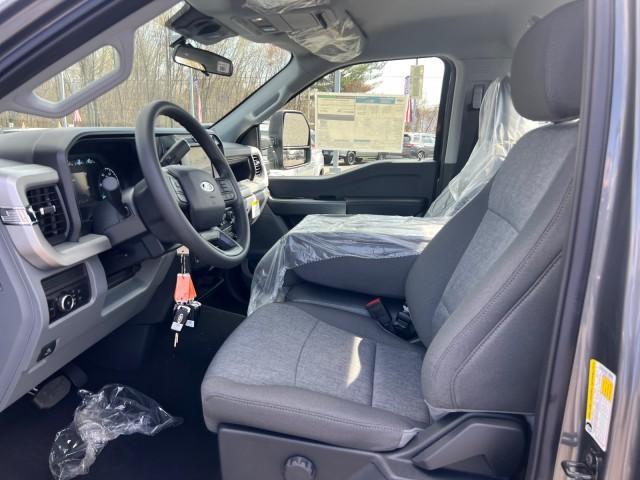 new 2025 Ford F-350 car, priced at $59,715