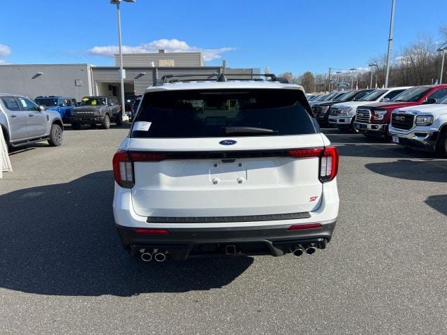 new 2025 Ford Explorer car, priced at $62,945