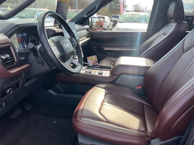 used 2024 Ford Expedition car, priced at $50,690