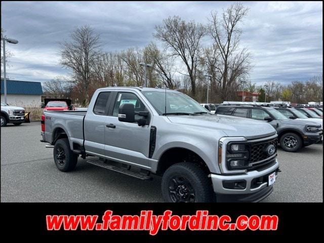 new 2024 Ford F-350 car, priced at $57,488