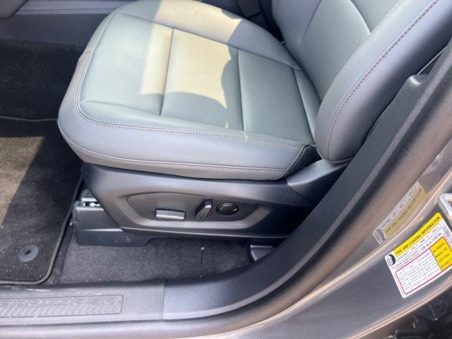 new 2025 Ford Explorer car, priced at $46,571