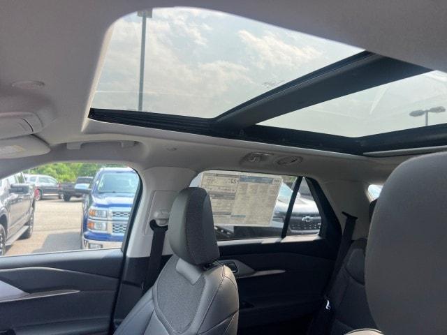 new 2025 Ford Explorer car, priced at $46,571
