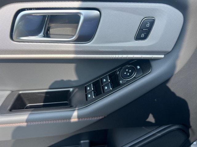 new 2025 Ford Explorer car, priced at $46,571