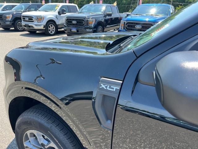 new 2025 Ford Maverick car, priced at $32,340