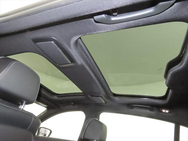 used 2022 BMW 750 car, priced at $54,995