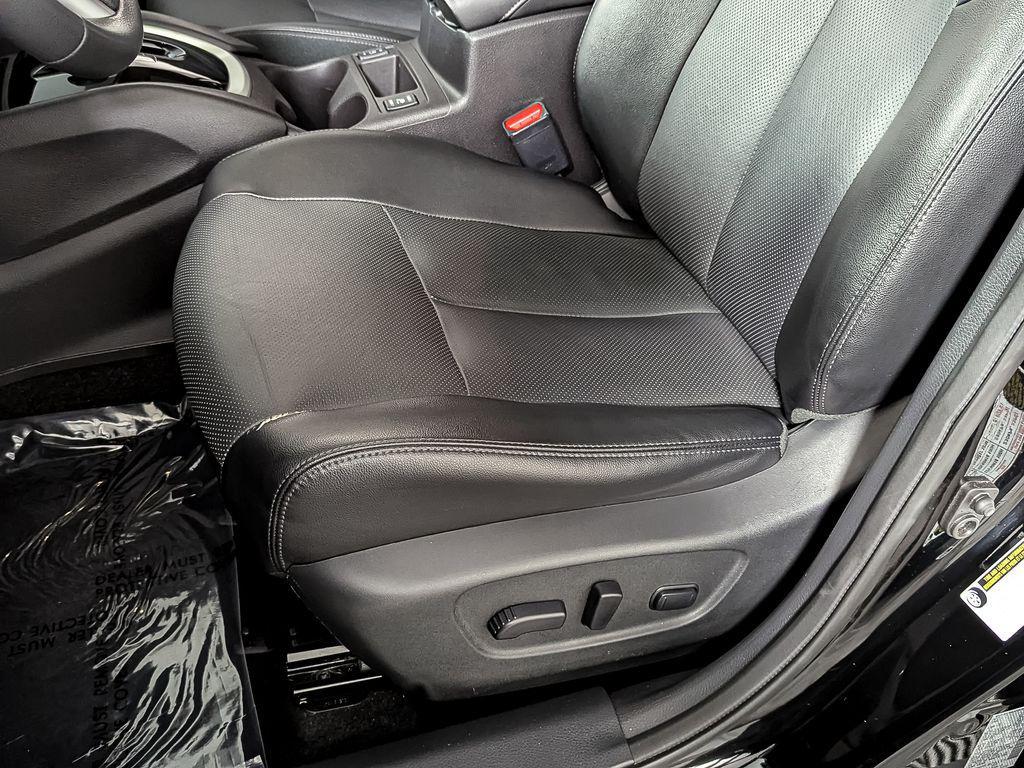 used 2015 Nissan Rogue car, priced at $14,995