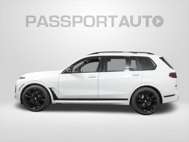 new 2025 BMW X7 car, priced at $120,025