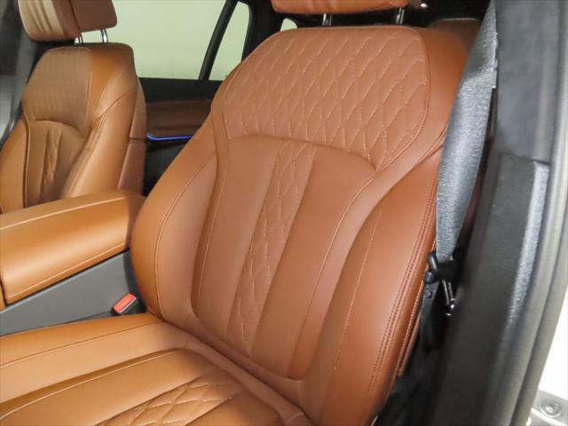 new 2026 BMW X7 car, priced at $121,730