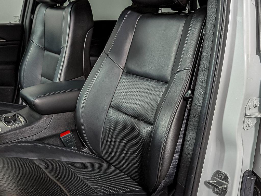 used 2021 Jeep Grand Cherokee car, priced at $29,995