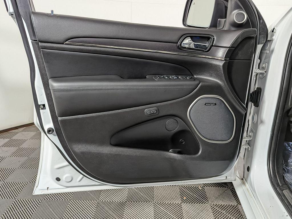 used 2021 Jeep Grand Cherokee car, priced at $29,995