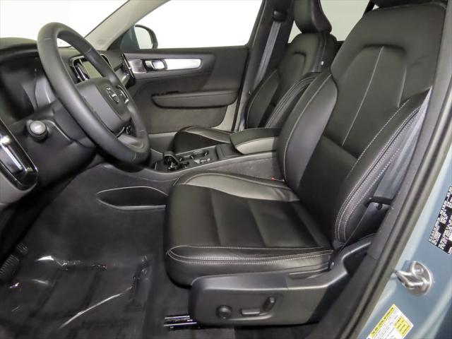 used 2022 Volvo XC40 car, priced at $24,995